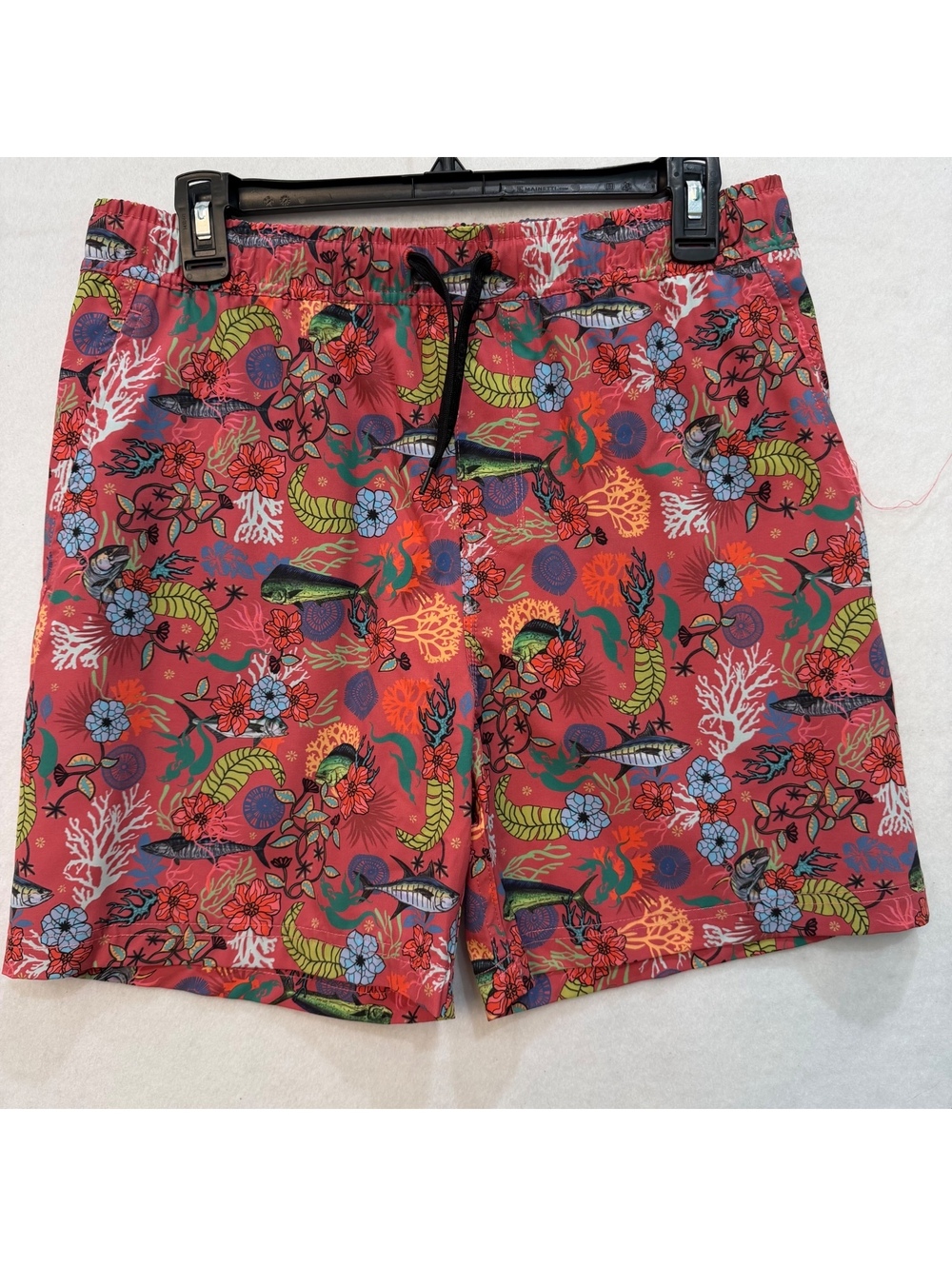 AVID Mens Sandbar Volley Shorts Size MEDIUM 5.5" Inseam Coral Swim Short Unlined